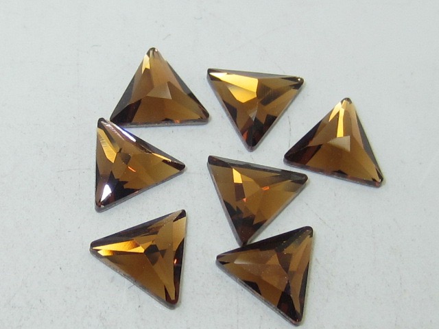 12 pcs. COSMIC DELTA 7.5mm SMOKE TOPAZ FLATBACK European Rhinestones